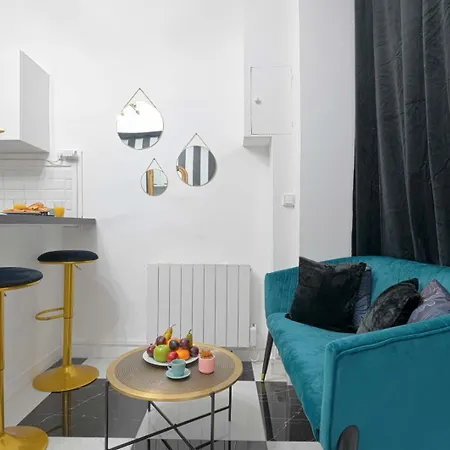 Fabulous Two Floor In 9th Paris
